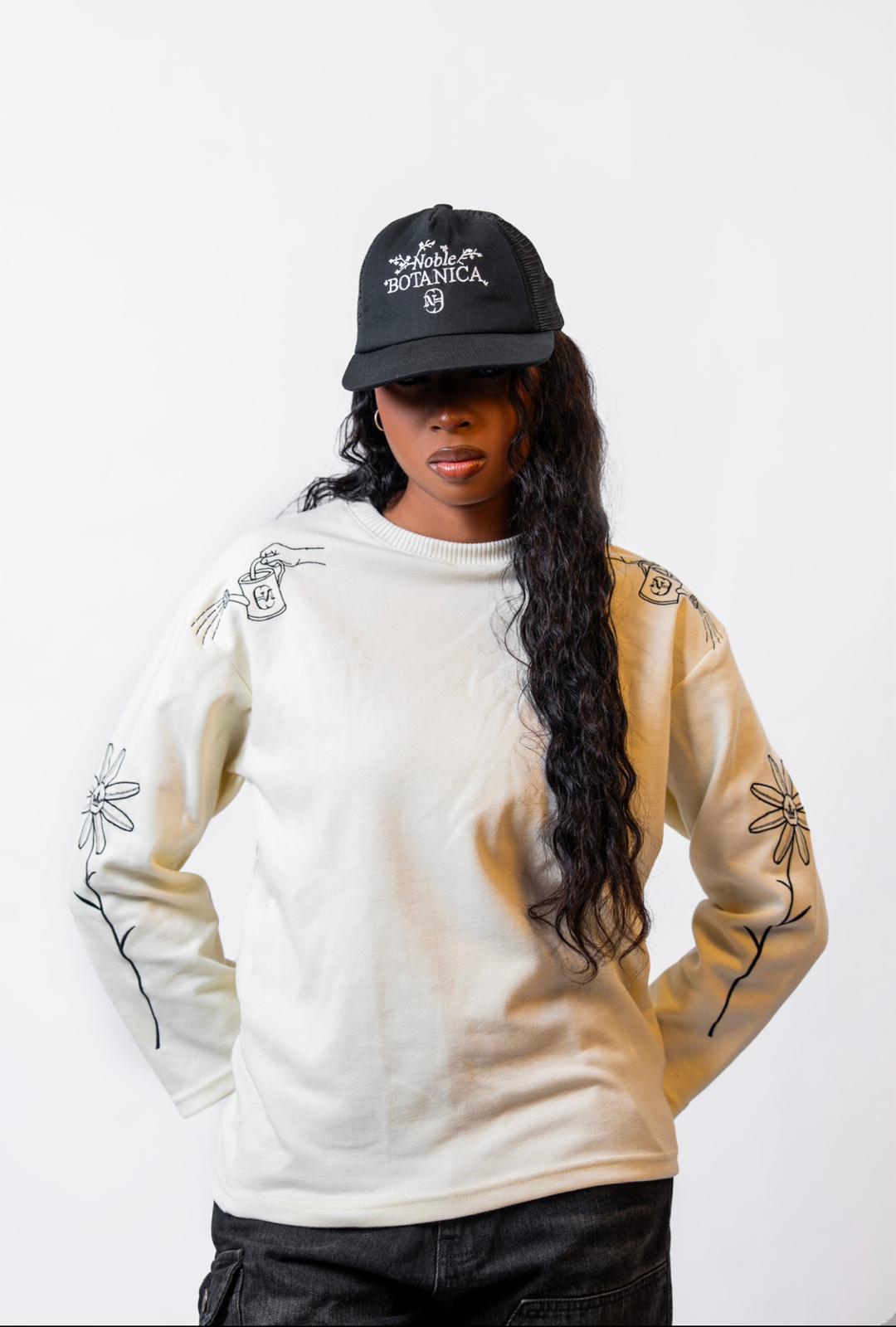 Floral Embroidered Longsleeve – Off-White